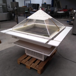Self-service cooling island 